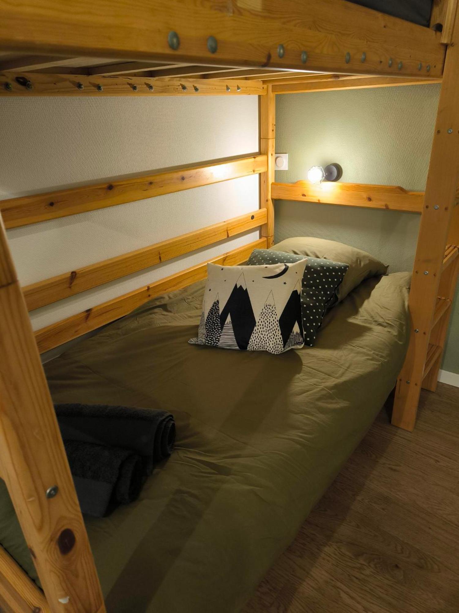 Lodge Loupau Maga Bagneres-de-Luchon Bagian luar foto