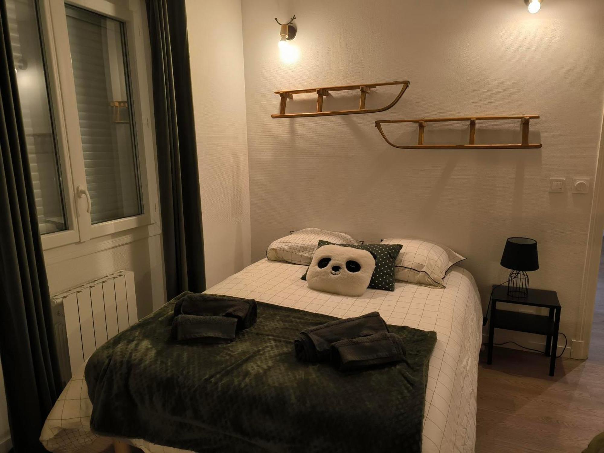 Lodge Loupau Maga Bagneres-de-Luchon Bagian luar foto