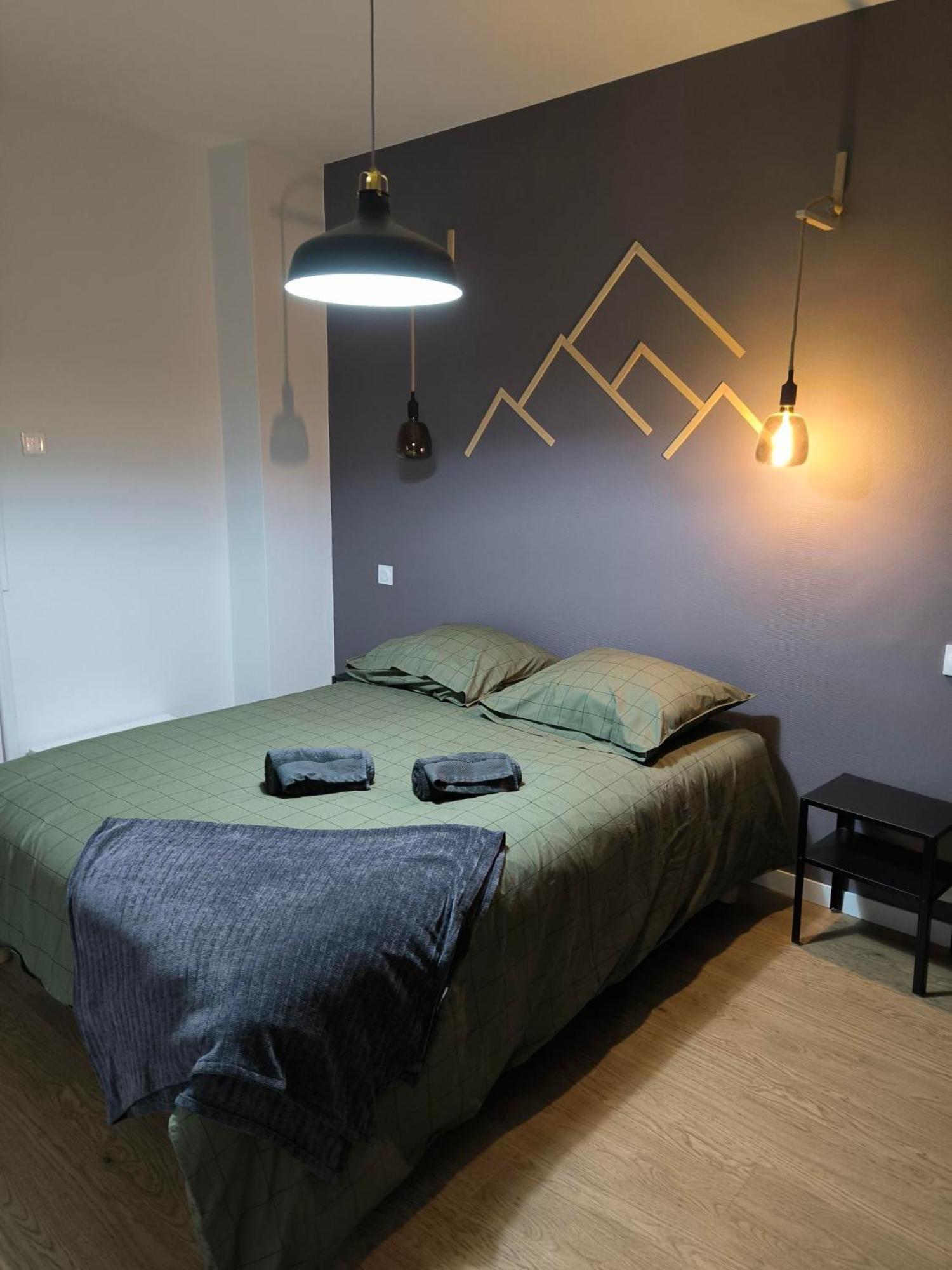 Lodge Loupau Maga Bagneres-de-Luchon Bagian luar foto