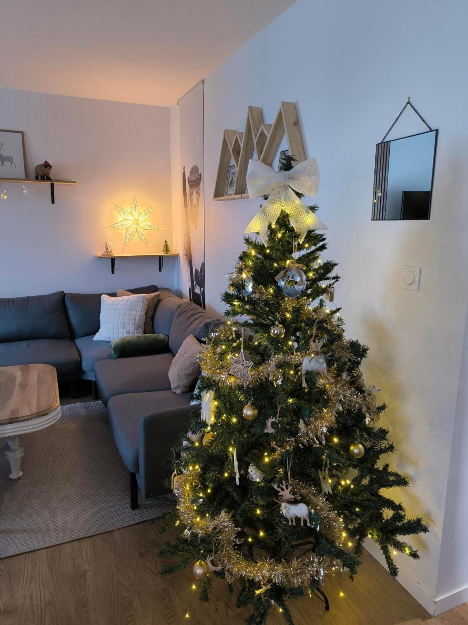Lodge Loupau Maga Bagneres-de-Luchon Bagian luar foto