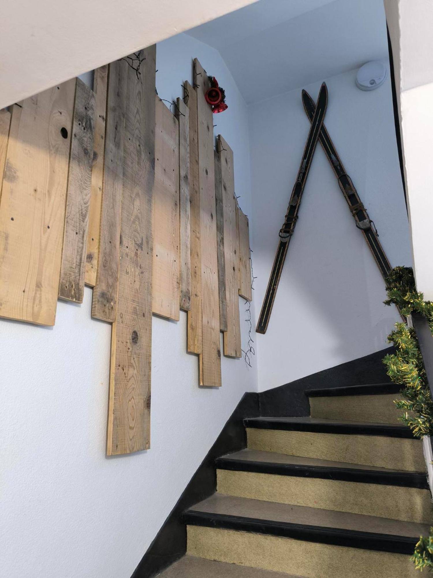 Lodge Loupau Maga Bagneres-de-Luchon Bagian luar foto